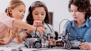 I.I.S. Antonietti di Iseo (BS) - Vittoria nella finale della eDo Cup, campionato di robotica educativa