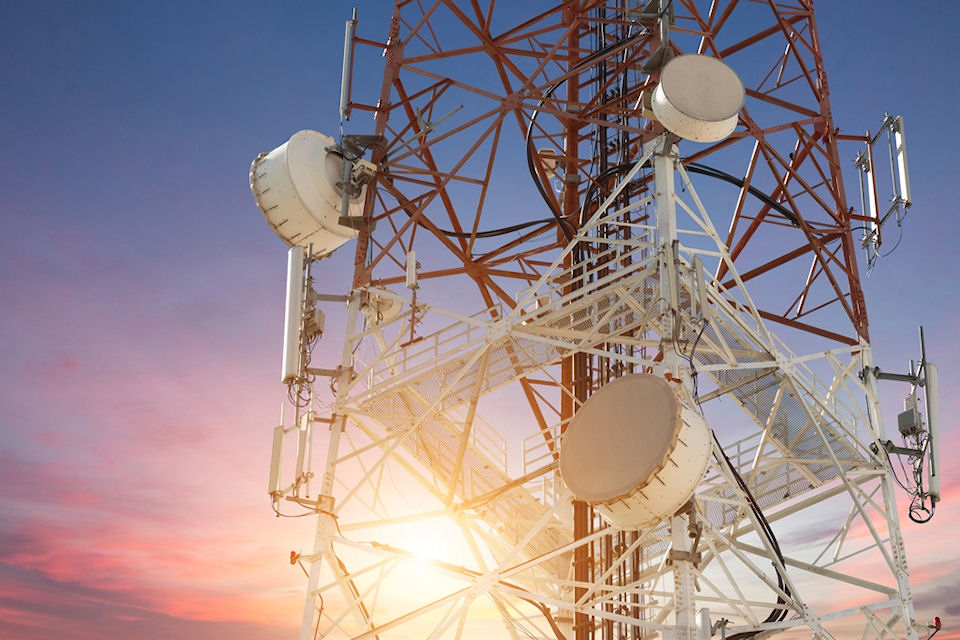 CALABRIA E INTERNET: DUE MONDI A SÉ STANTI 